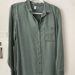 Old Navy button down army green.